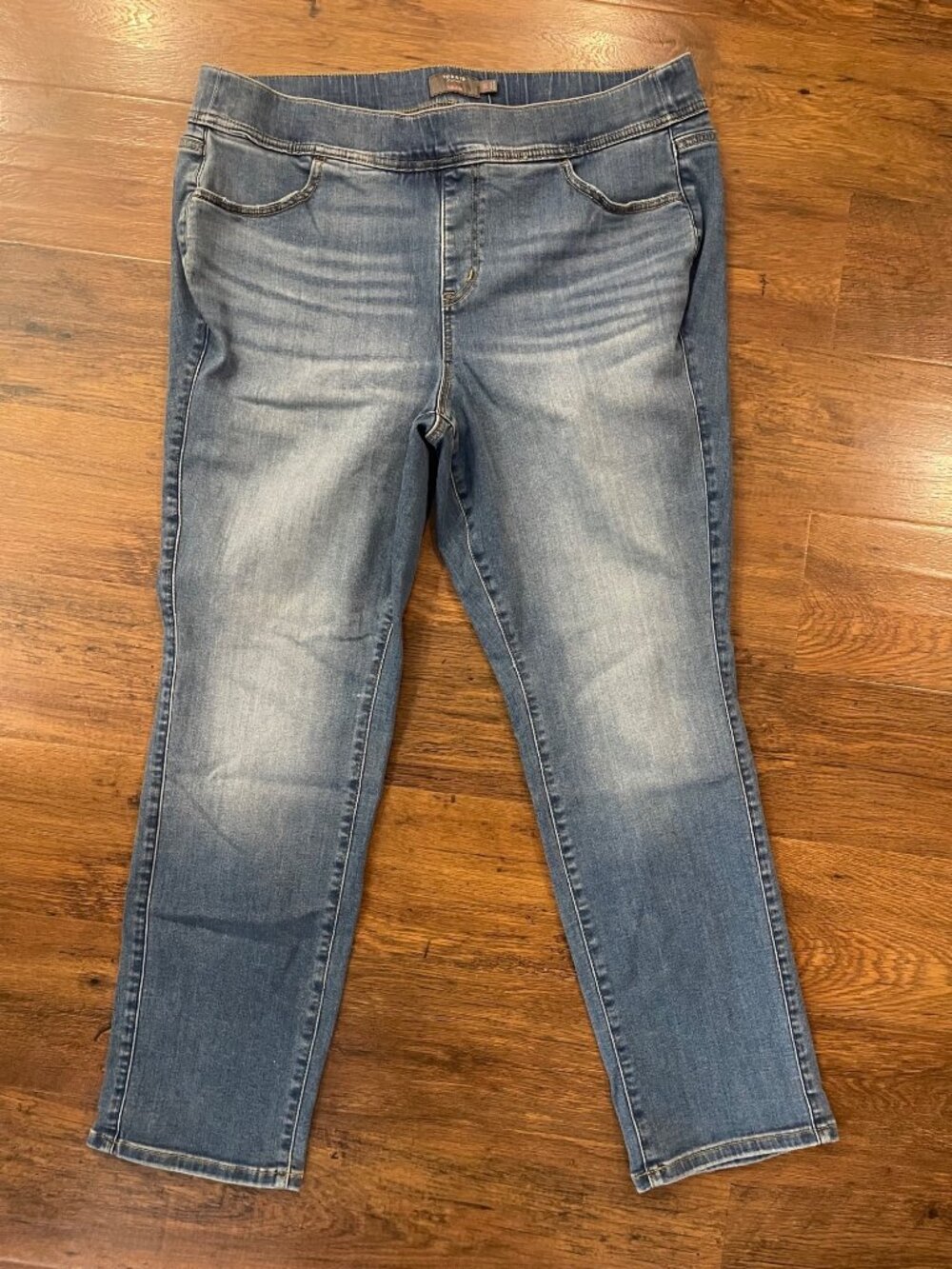 TORRID Lean Jean Super Soft Straight Pull On Jeans‎ sz 2R